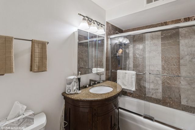 6229 N Niagara Avenue 209, Chicago, IL 60631