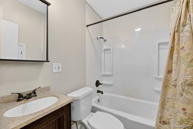 2426 Maryland Avenue, Flint, MI 48506