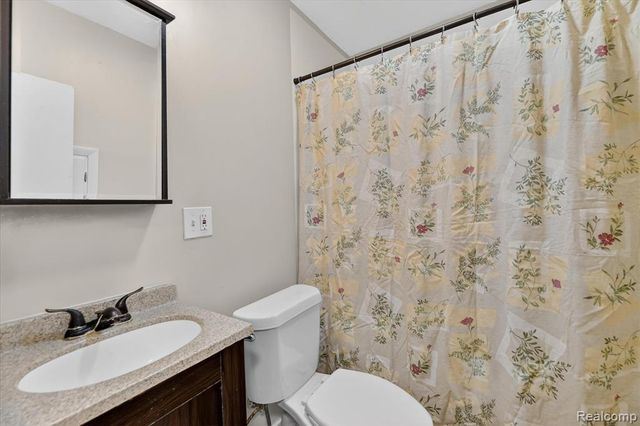 2426 Maryland Avenue, Flint, MI 48506