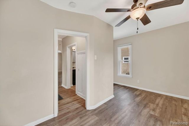 2426 Maryland Avenue, Flint, MI 48506