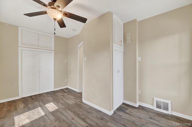 2426 Maryland Avenue, Flint, MI 48506