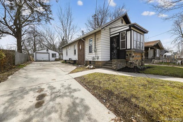 2426 Maryland Avenue, Flint, MI 48506