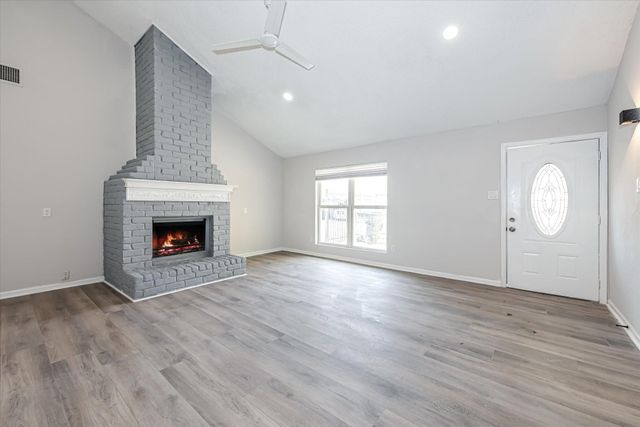 9026 Carousel Lane A and B, Houston, TX 77080