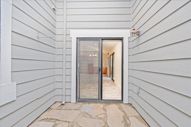 3600 Thomas More Way, Modesto, CA 95356