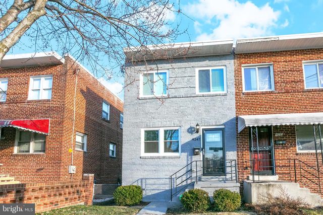 4247 FORT DUPONT TER SE, Washington, DC 20020