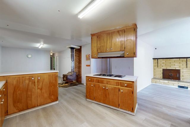 633 Cox Ln, Oroville, CA 95965