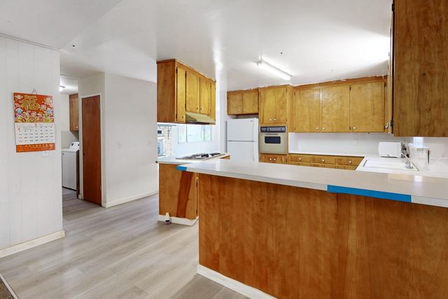 633 Cox Ln, Oroville, CA 95965