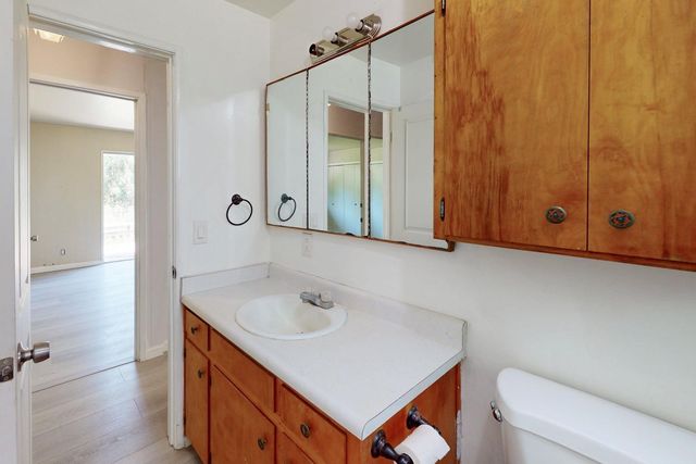 633 Cox Ln, Oroville, CA 95965