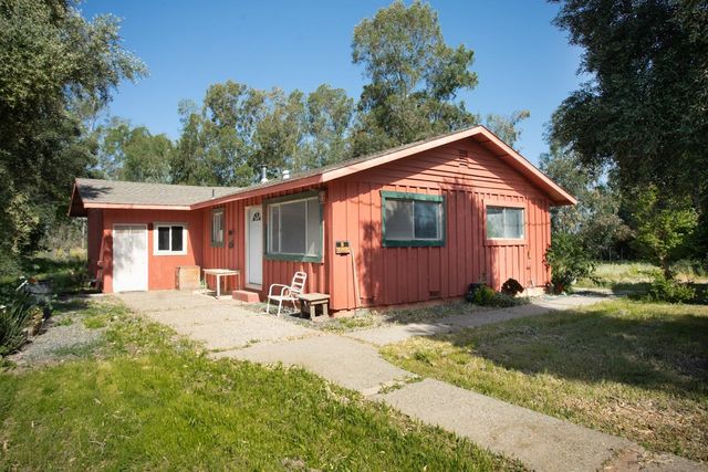 633 Cox Ln, Oroville, CA 95965