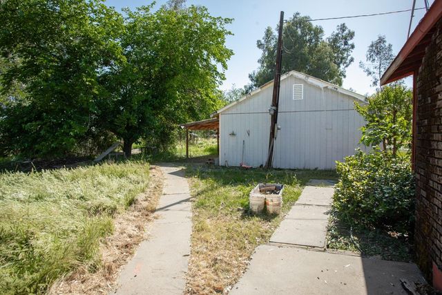 633 Cox Ln, Oroville, CA 95965
