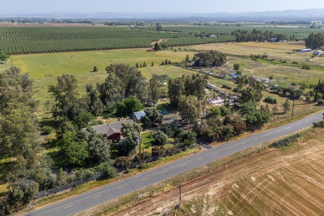 633 Cox Ln, Oroville, CA 95965