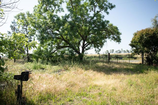 633 Cox Ln, Oroville, CA 95965