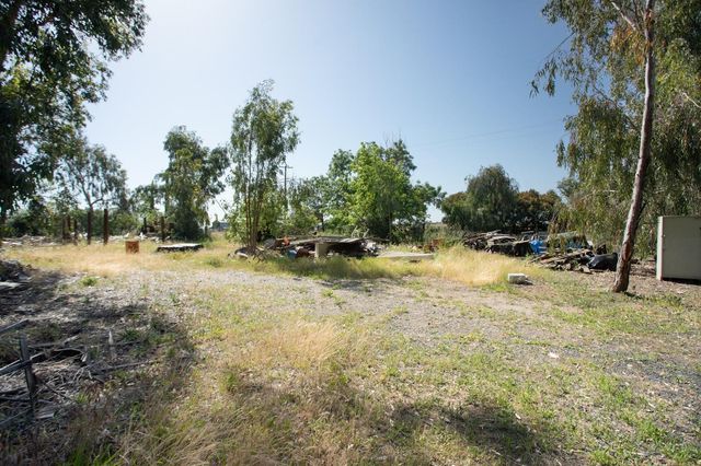 633 Cox Ln, Oroville, CA 95965