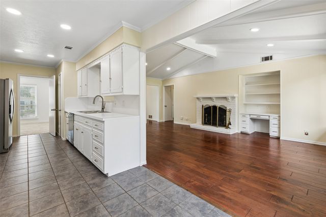 527 Twilight Trail, Richardson, TX 75080