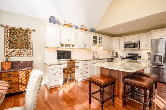 26 Highcroft Way 26, Hopkinton, MA 01748