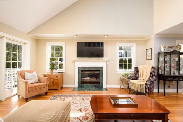 26 Highcroft Way 26, Hopkinton, MA 01748