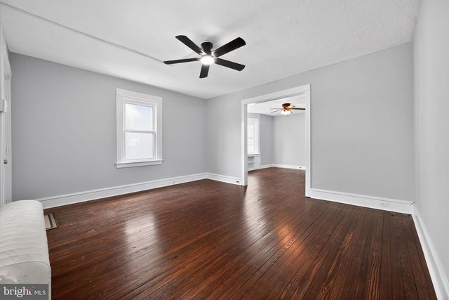 223 LAFAYETTE AVE, Darby, PA 19023