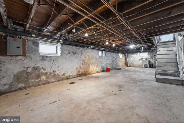 223 LAFAYETTE AVE, Darby, PA 19023