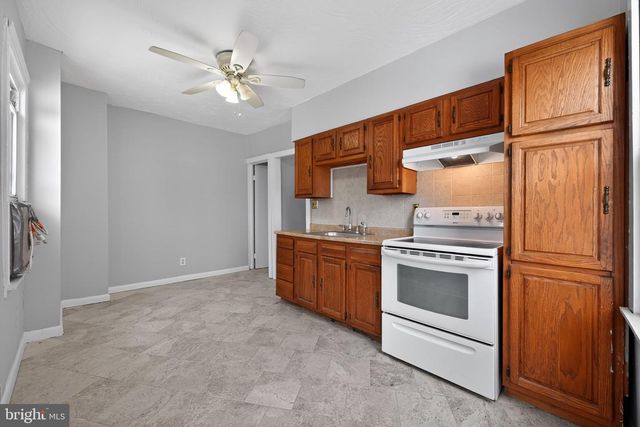 223 LAFAYETTE AVE, Darby, PA 19023