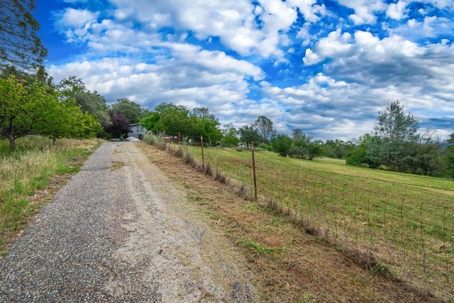 1782 Valley Vista Ln, Auburn, CA 95603