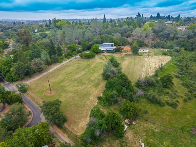 1782 Valley Vista Ln, Auburn, CA 95603