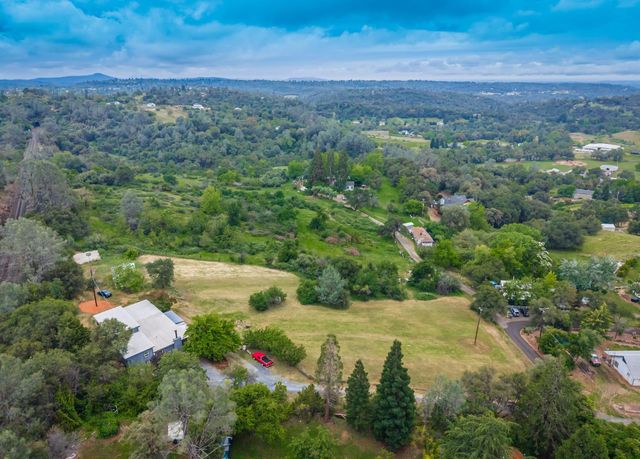 1782 Valley Vista Ln, Auburn, CA 95603