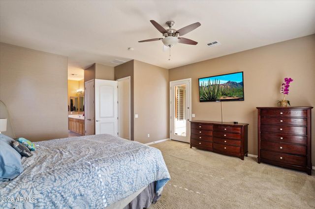 3118 S Colonial Street, Gilbert, AZ 85295