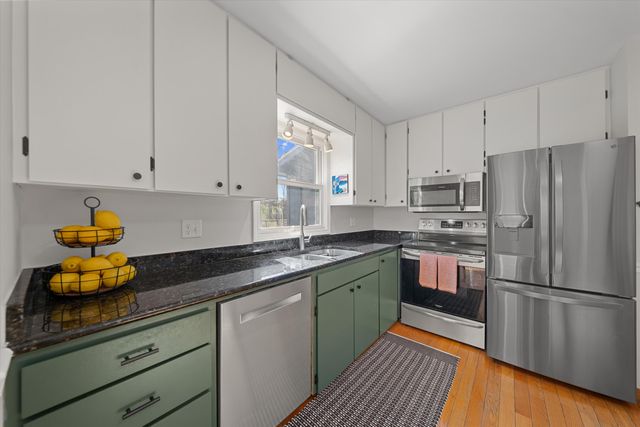 656 Barber Avenue, Ann Arbor, MI 48103