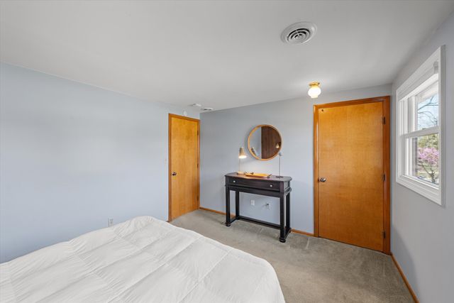 656 Barber Avenue, Ann Arbor, MI 48103