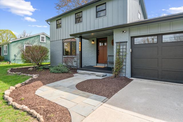 656 Barber Avenue, Ann Arbor, MI 48103