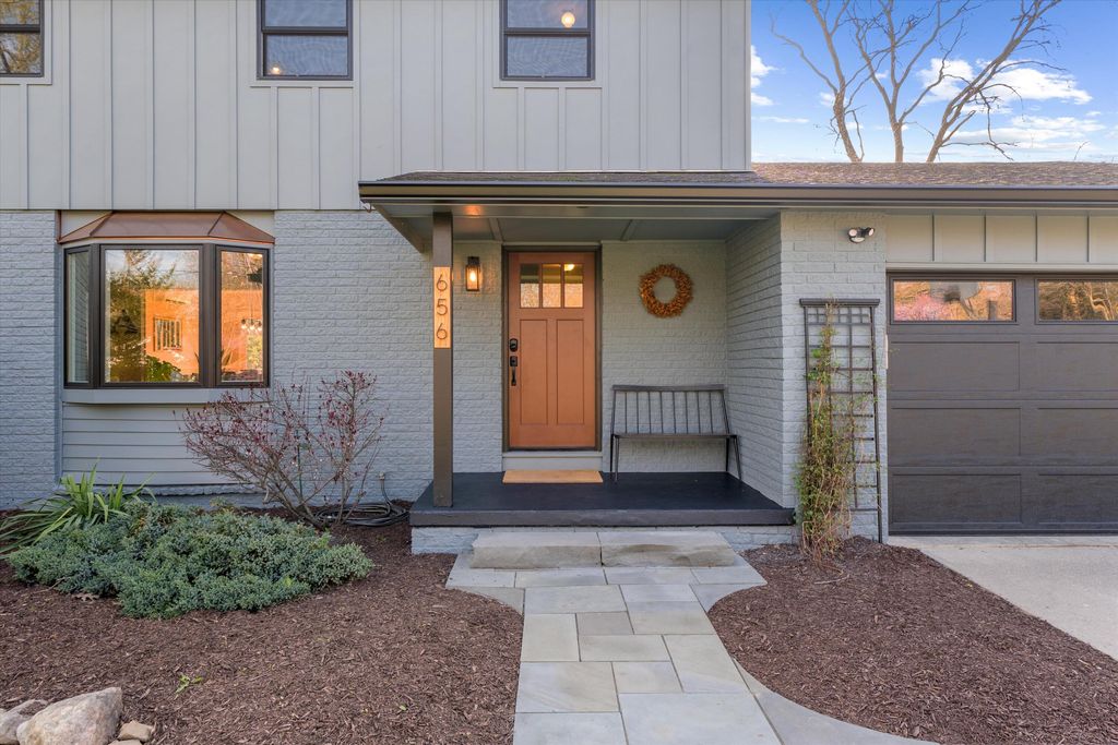 656 Barber Avenue, Ann Arbor, MI 48103