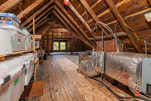 212 Cedar Lake Road S, Minneapolis, MN 55405