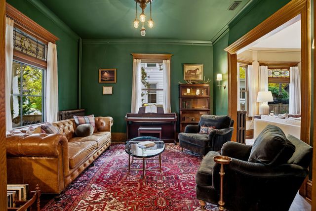 212 Cedar Lake Road S, Minneapolis, MN 55405