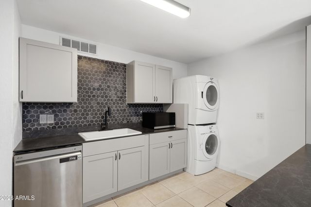 5408 S 46TH Place, Phoenix, AZ 85040