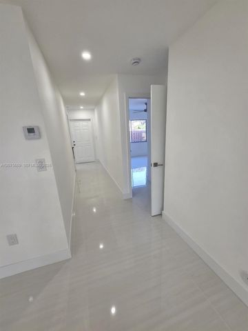 3050 NW 106th Avenue 7, Sunrise, FL 33322