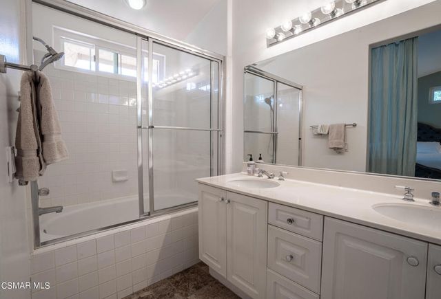 4951 Lazio Way, Oak Park, CA 91377