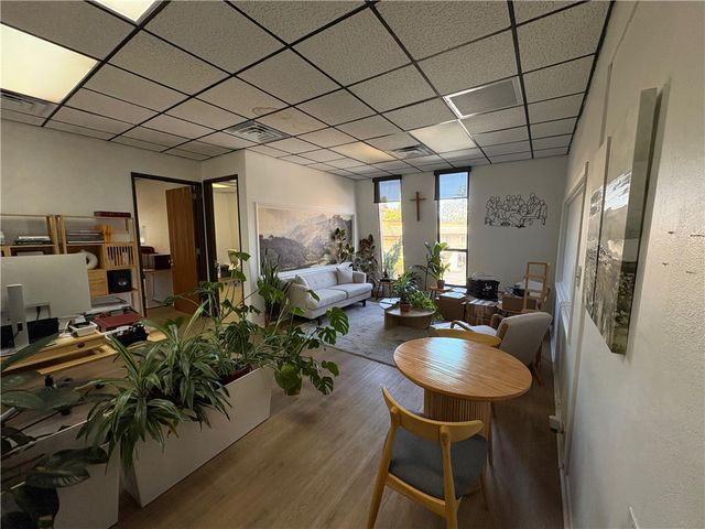 328 S Atlantic Blvd, Monterey Park, CA 91745