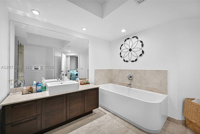 250 Sunny Isles Blvd 3-804, Sunny Isles Beach, FL 33160