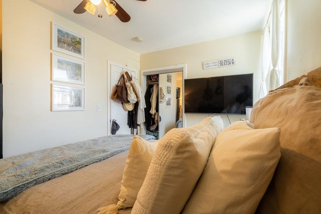 328 Beacon St 1F, Somerville, MA 02143