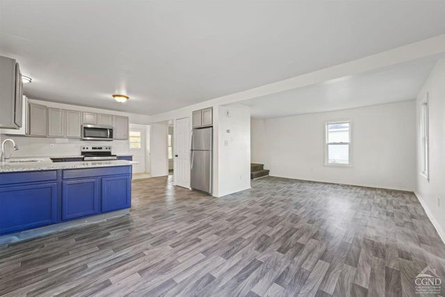 124 Cottage Street, Ravena, NY 12143