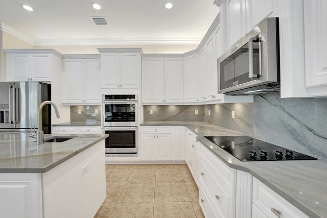 2846 Juniper Lane, Davie, FL 33330