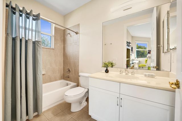 2846 Juniper Lane, Davie, FL 33330