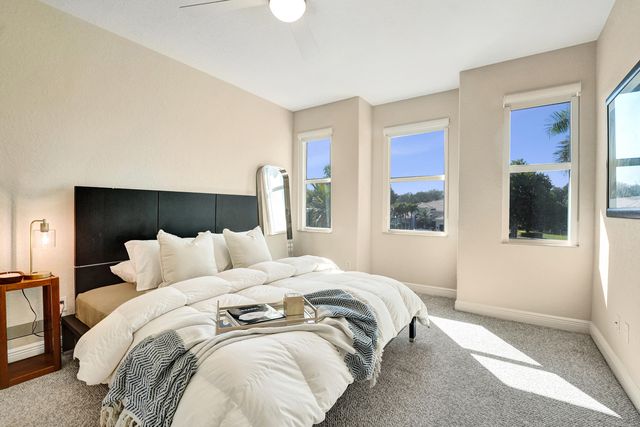 2846 Juniper Lane, Davie, FL 33330