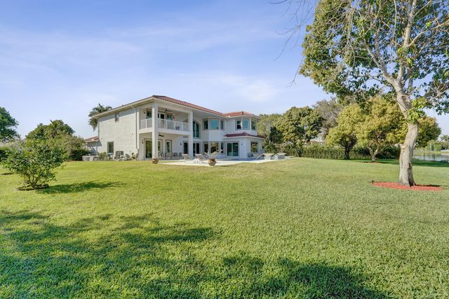 2846 Juniper Lane, Davie, FL 33330