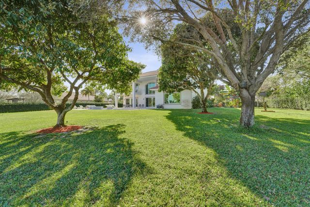 2846 Juniper Lane, Davie, FL 33330