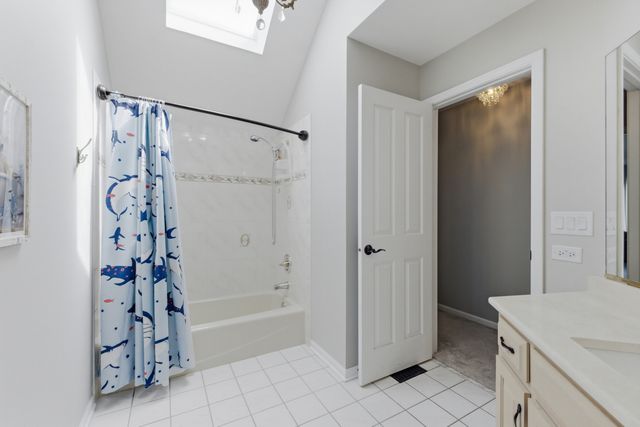 1398 Medinah Drive, Itasca, IL 60143