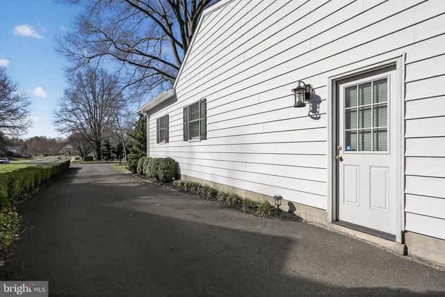 50 SUTPHIN RD, Yardley, PA 19067