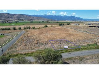 0 17th St 1, Baker City, OR 97814