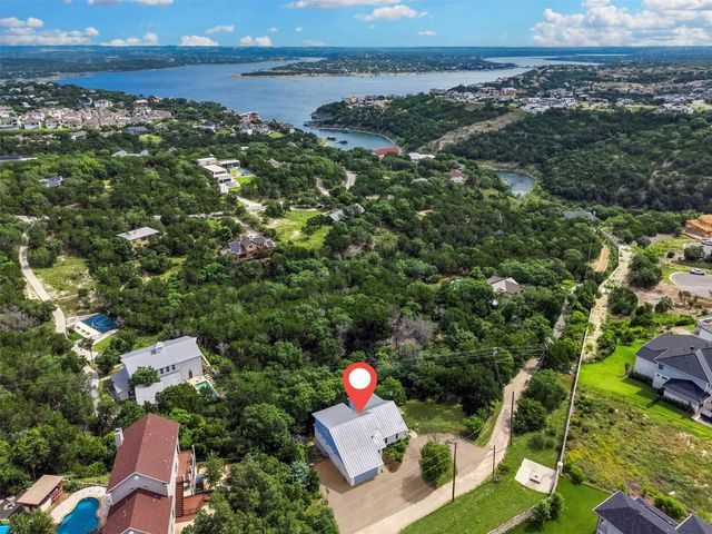 19110 Hornsby LN, Spicewood, TX 78669