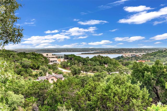 19110 Hornsby LN, Spicewood, TX 78669